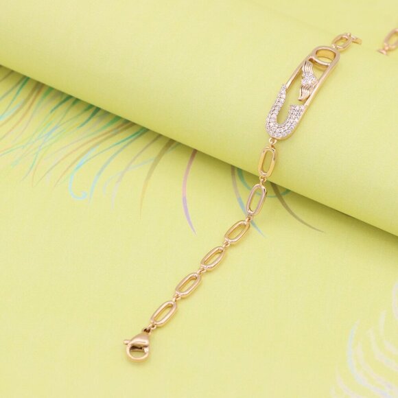 "Rose Gold Safety Pin Bracelet with Wing Detail, XPBL0781 - Picture 6 of 12